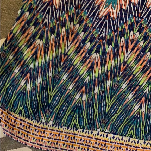 Tank - Picture 2 of 4